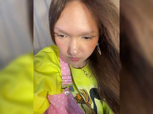 Cute-Lolly live cam on BongaCams