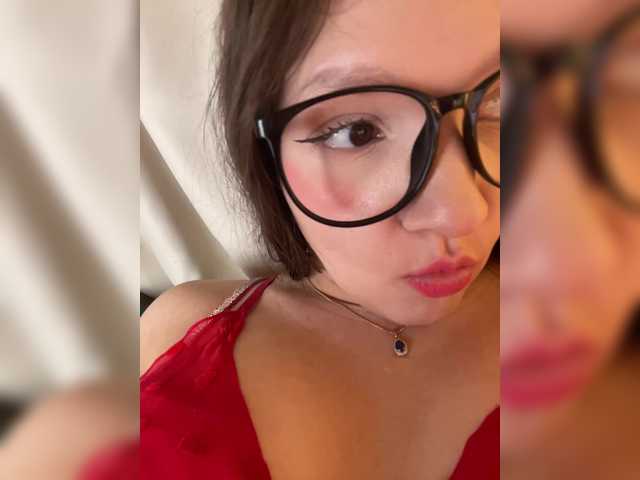 Cute-Lolly live cam on BongaCams
