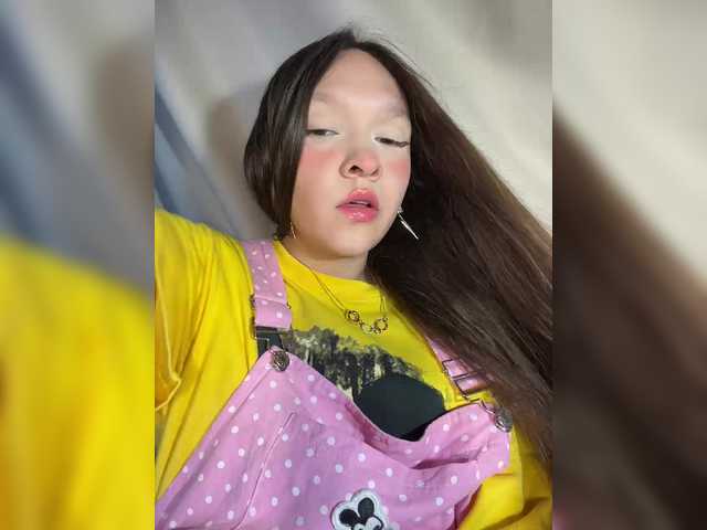 Cute-Lolly live cam on BongaCams