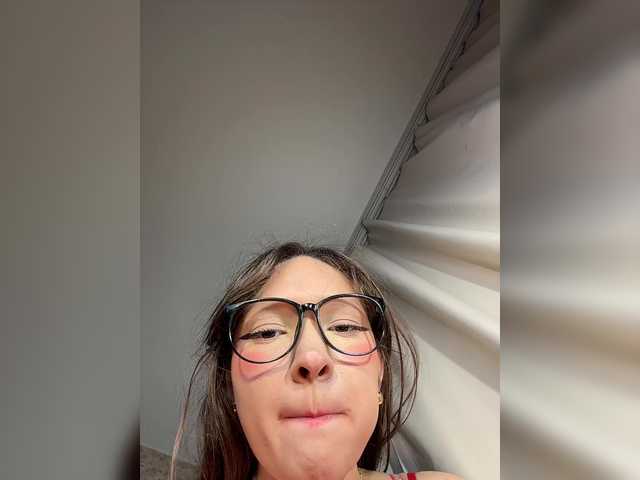 Cute-Lolly live cam on BongaCams