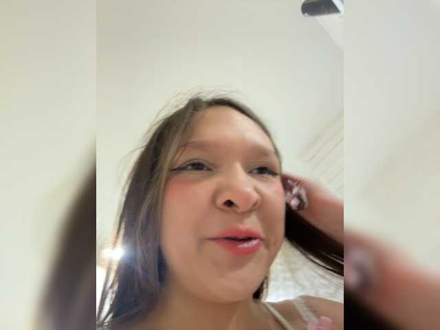 Cute-Lolly live cam on BongaCams