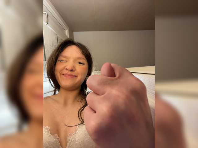 Cute-Lolly live cam on BongaCams