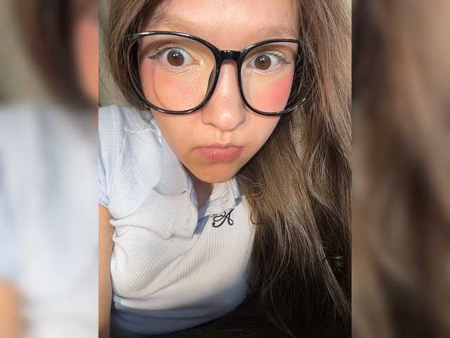 Cute-Lolly live cam on BongaCams