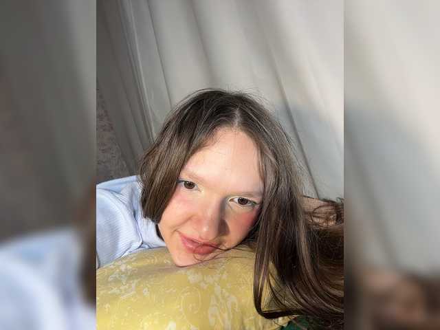 Cute-Lolly live cam on BongaCams