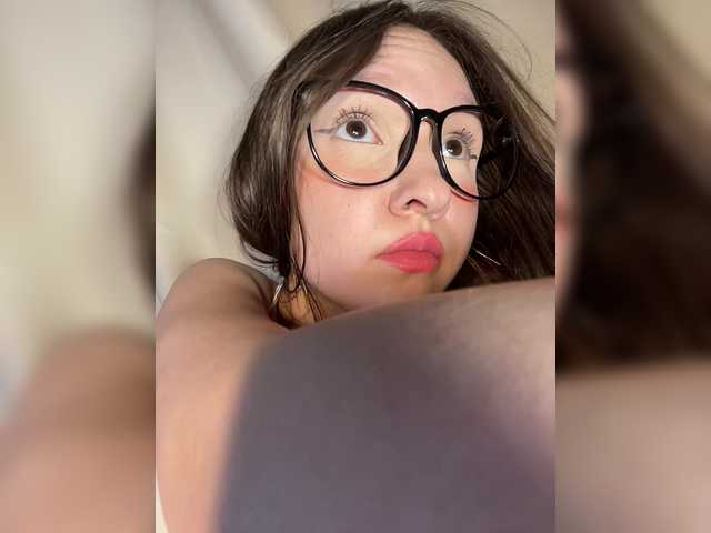 Cute-Lolly live cam on BongaCams