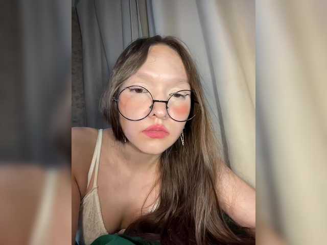 Cute-Lolly live cam on BongaCams