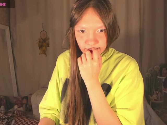 Cute-Lolly's BongaCams show and profile