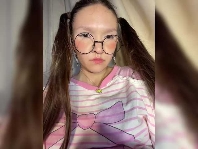 Cute-Lolly live cam on BongaCams