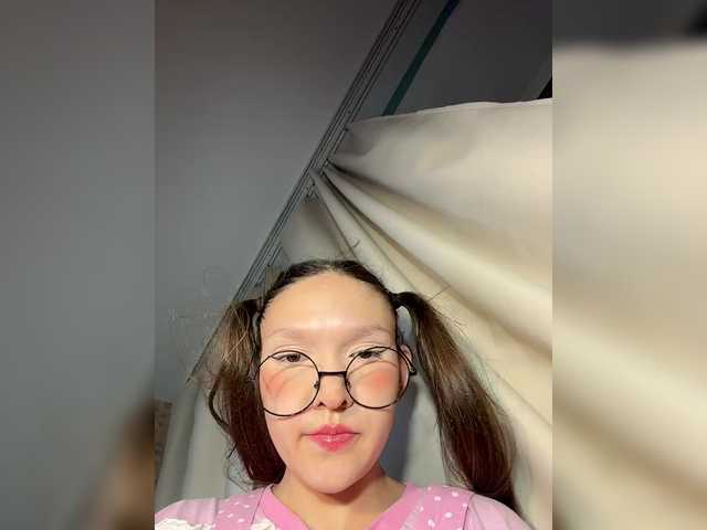 Cute-Lolly live cam on BongaCams