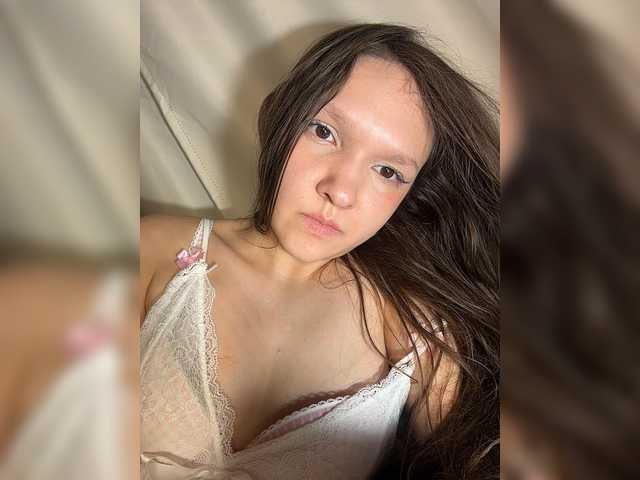 Cute-Lolly live cam on BongaCams