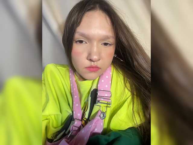 Cute-Lolly live cam on BongaCams
