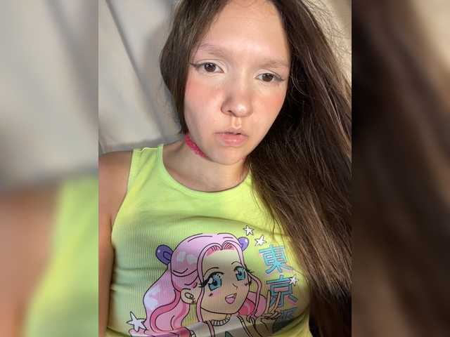 Cute-Lolly live cam on BongaCams