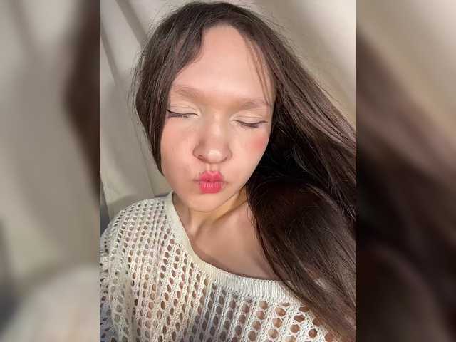 Cute-Lolly live cam on BongaCams