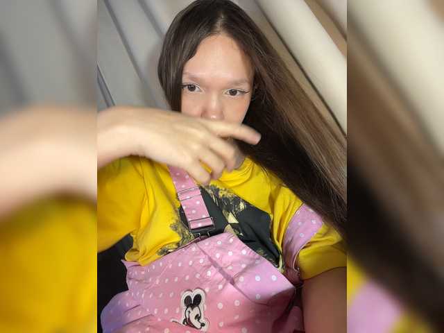 Cute-Lolly live cam on BongaCams