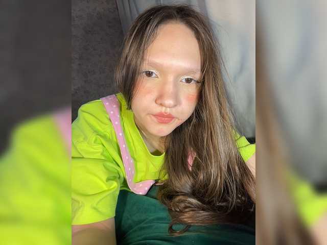 Cute-Lolly live cam on BongaCams