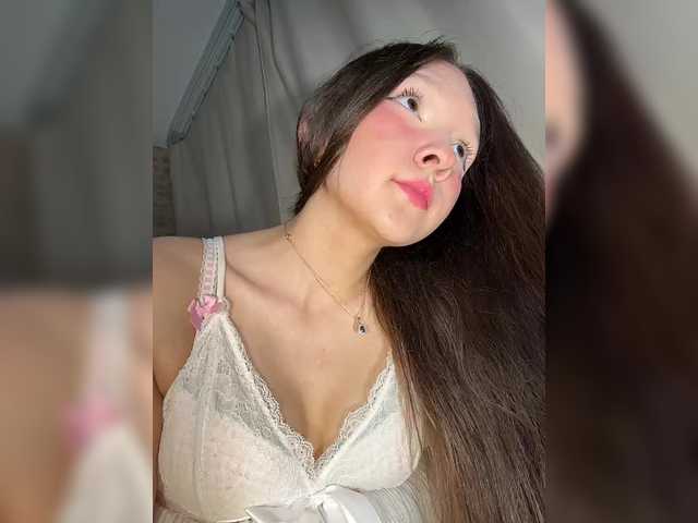 Cute-Lolly live cam on BongaCams