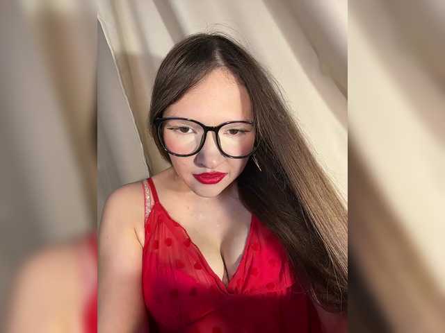 Cute-Lolly live cam on BongaCams