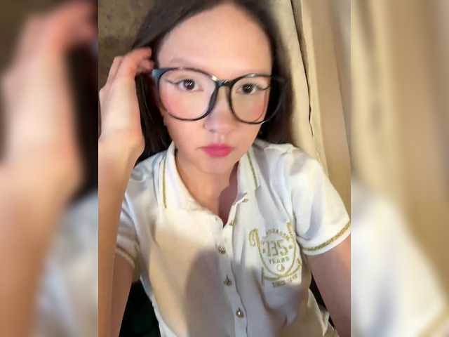 Cute-Lolly live cam on BongaCams