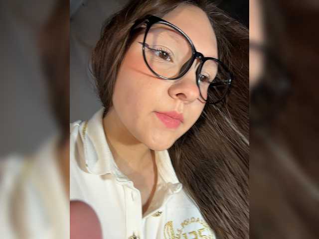 Cute-Lolly live cam on BongaCams