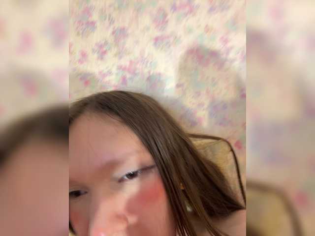 Cute-Lolly live cam on BongaCams