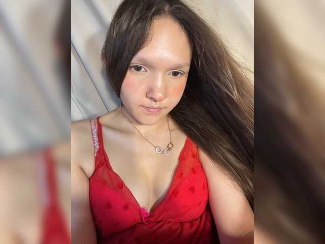 Cute-Lolly live cam