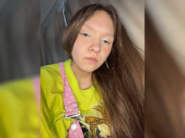 Cute-Lolly live cam on BongaCams