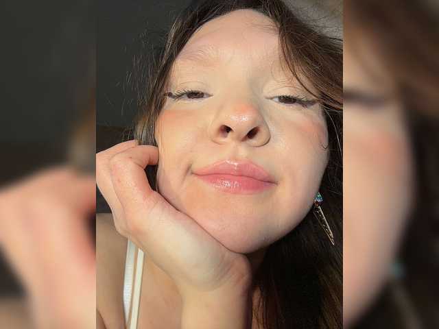 Cute-Lolly live cam on BongaCams