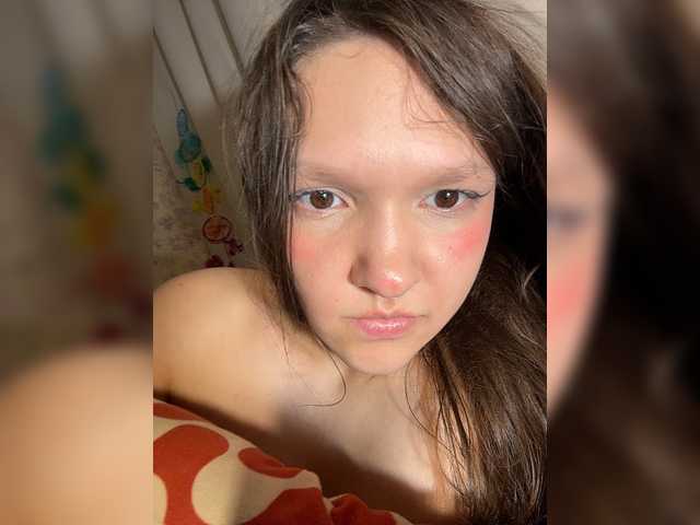 Cute-Lolly live cam on BongaCams