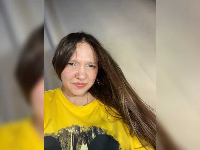 Cute-Lolly live cam on BongaCams