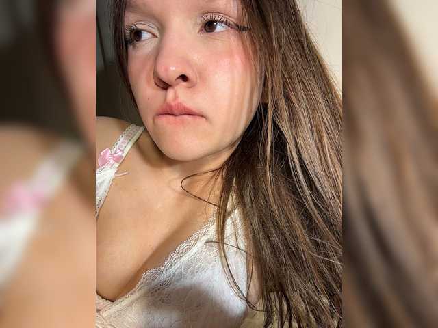 Cute-Lolly live cam on BongaCams