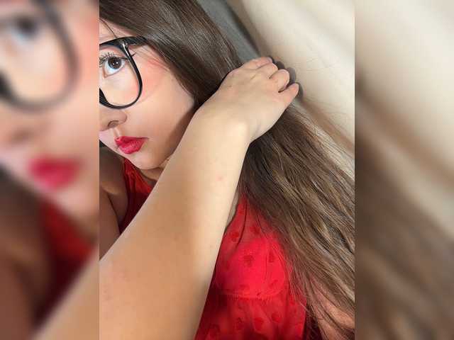 Cute-Lolly live webcam show