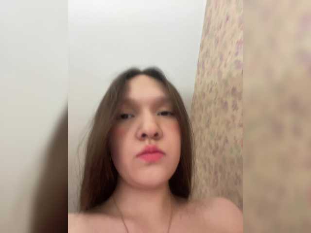 Cute-Lolly live cam on BongaCams