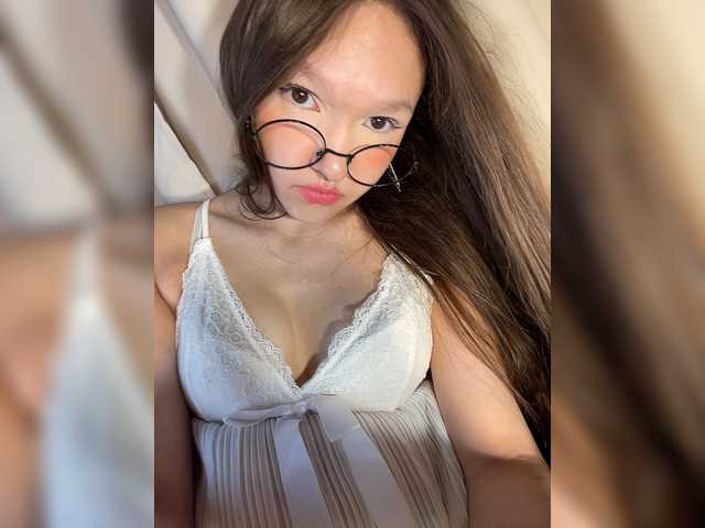 Cute-Lolly live cam on BongaCams