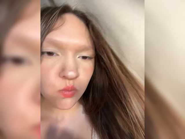 Cute-Lolly live cam on BongaCams