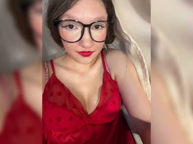 Cute-Lolly live cam on BongaCams