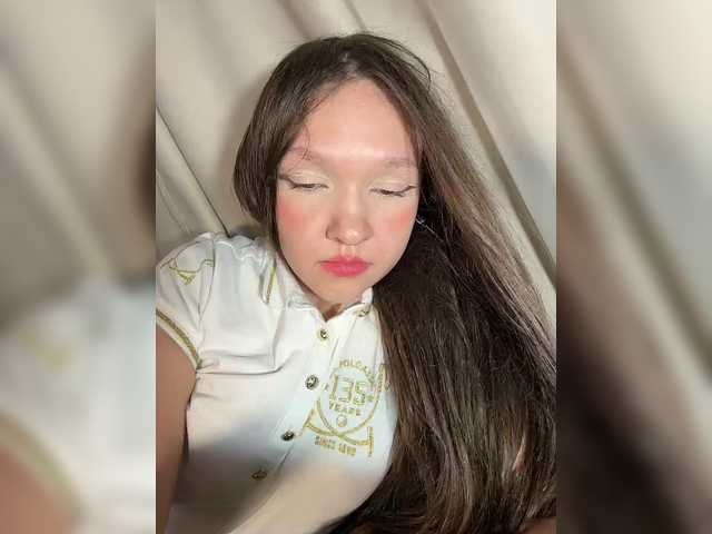 Cute-Lolly live cam on BongaCams