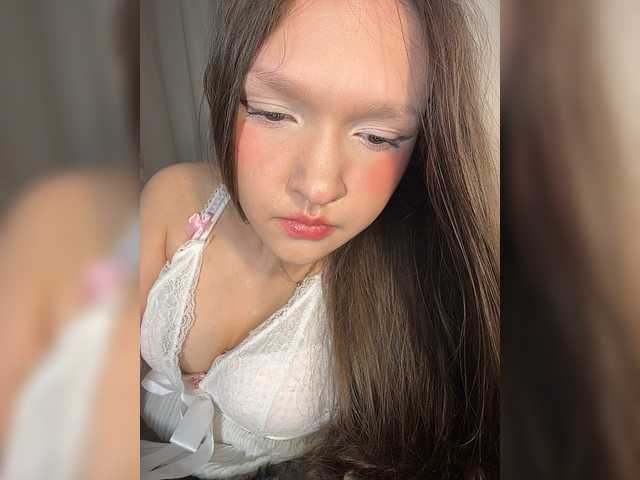 Cute-Lolly live cam on BongaCams