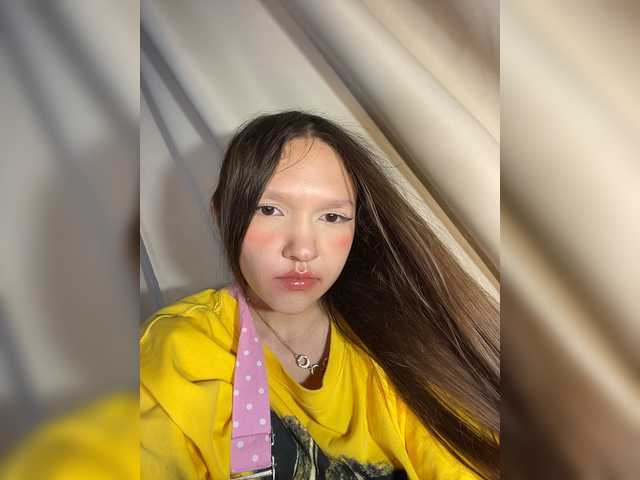 Cute-Lolly live cam on BongaCams