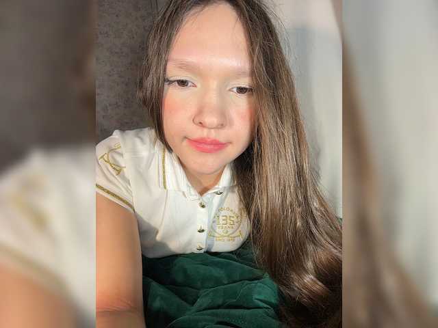 Cute-Lolly live cam on BongaCams