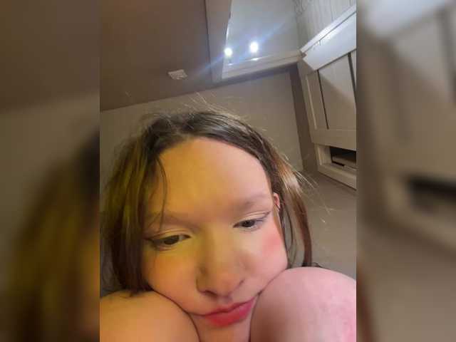Cute-Lolly live cam on BongaCams