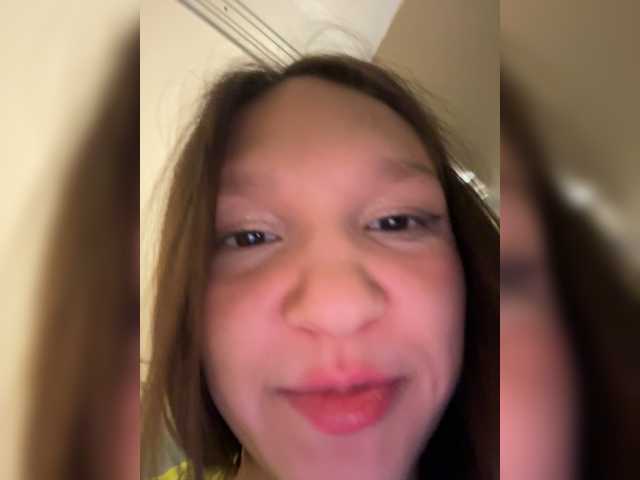 Cute-Lolly live cam on BongaCams