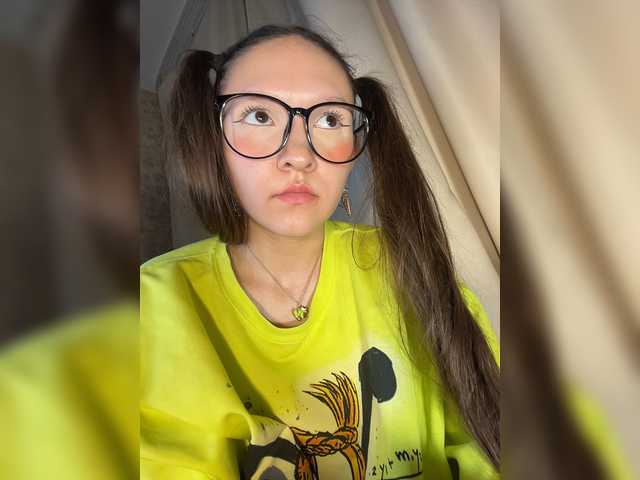 Cute-Lolly live cam on BongaCams