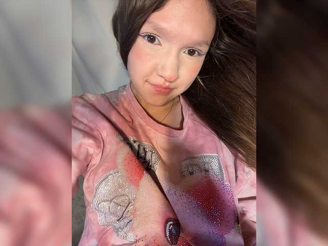 Cute-Lolly live cam on BongaCams