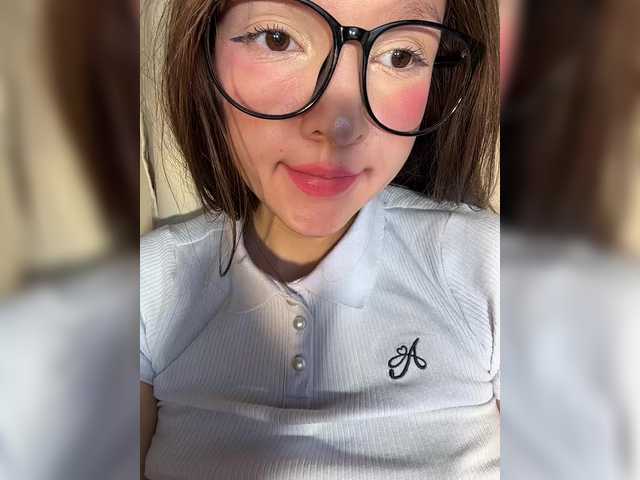 Cute-Lolly Live Cam on BongaCams