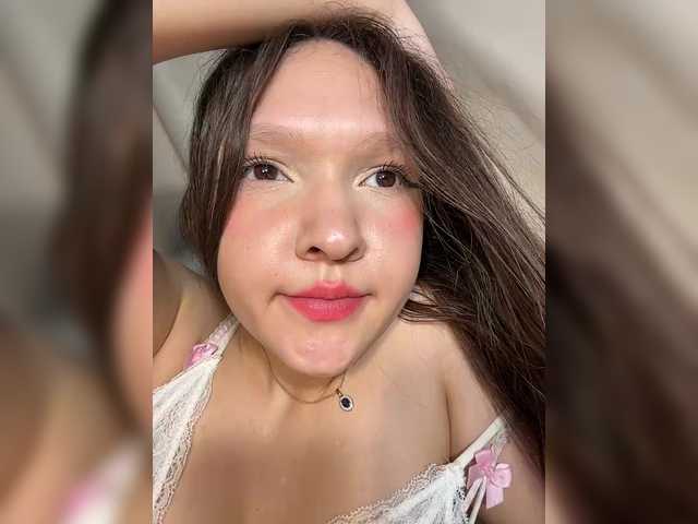 Cute-Lolly live cam on BongaCams