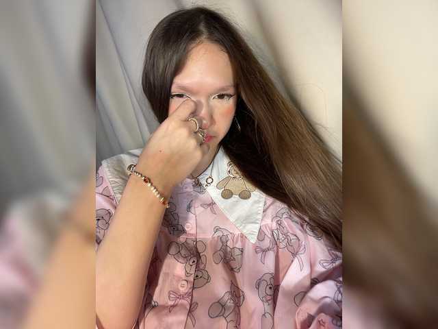 Cute-Lolly live cam on BongaCams