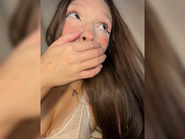 Cute-Lolly live cam on BongaCams