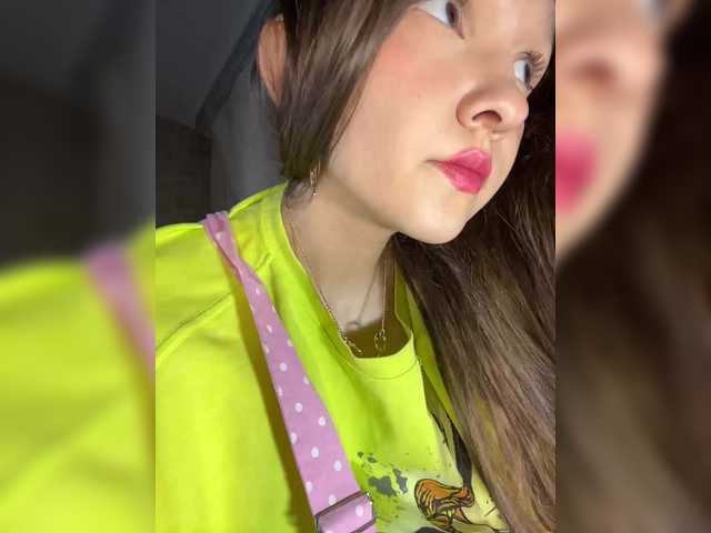 Cute-Lolly live cam on BongaCams