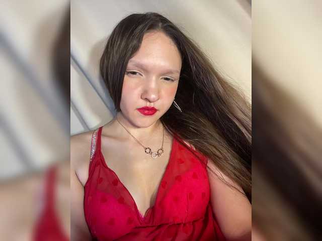 Cute-Lolly live cam on BongaCams