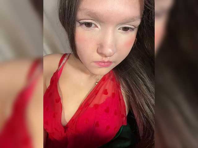 Cute-Lolly live cam on BongaCams